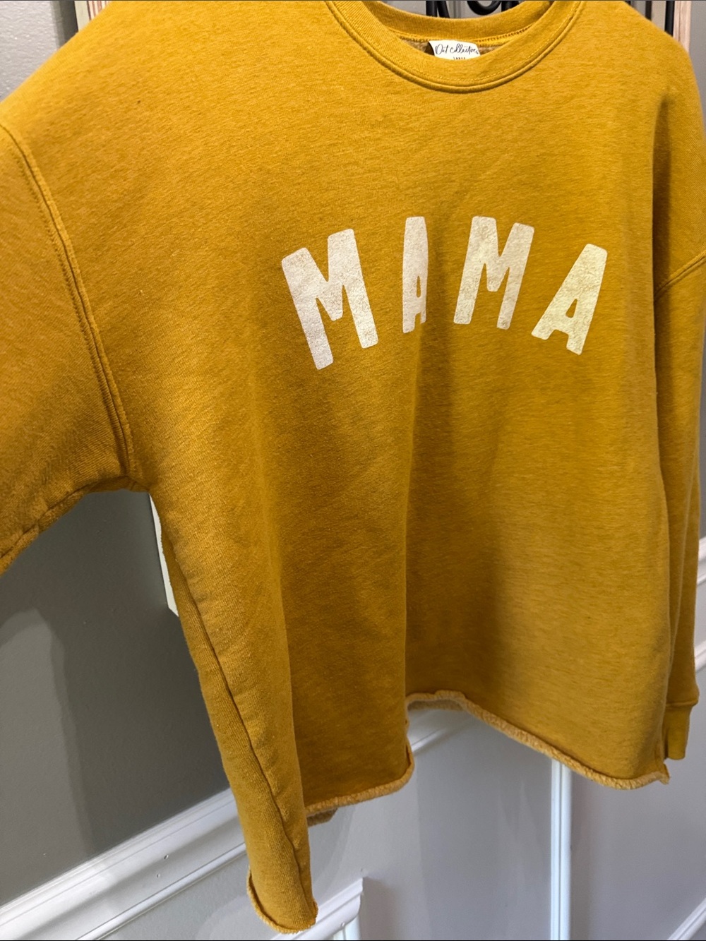 Mustard Yellow MAMA Crewneck Sweatshirt L soft - Picture 7 of 8